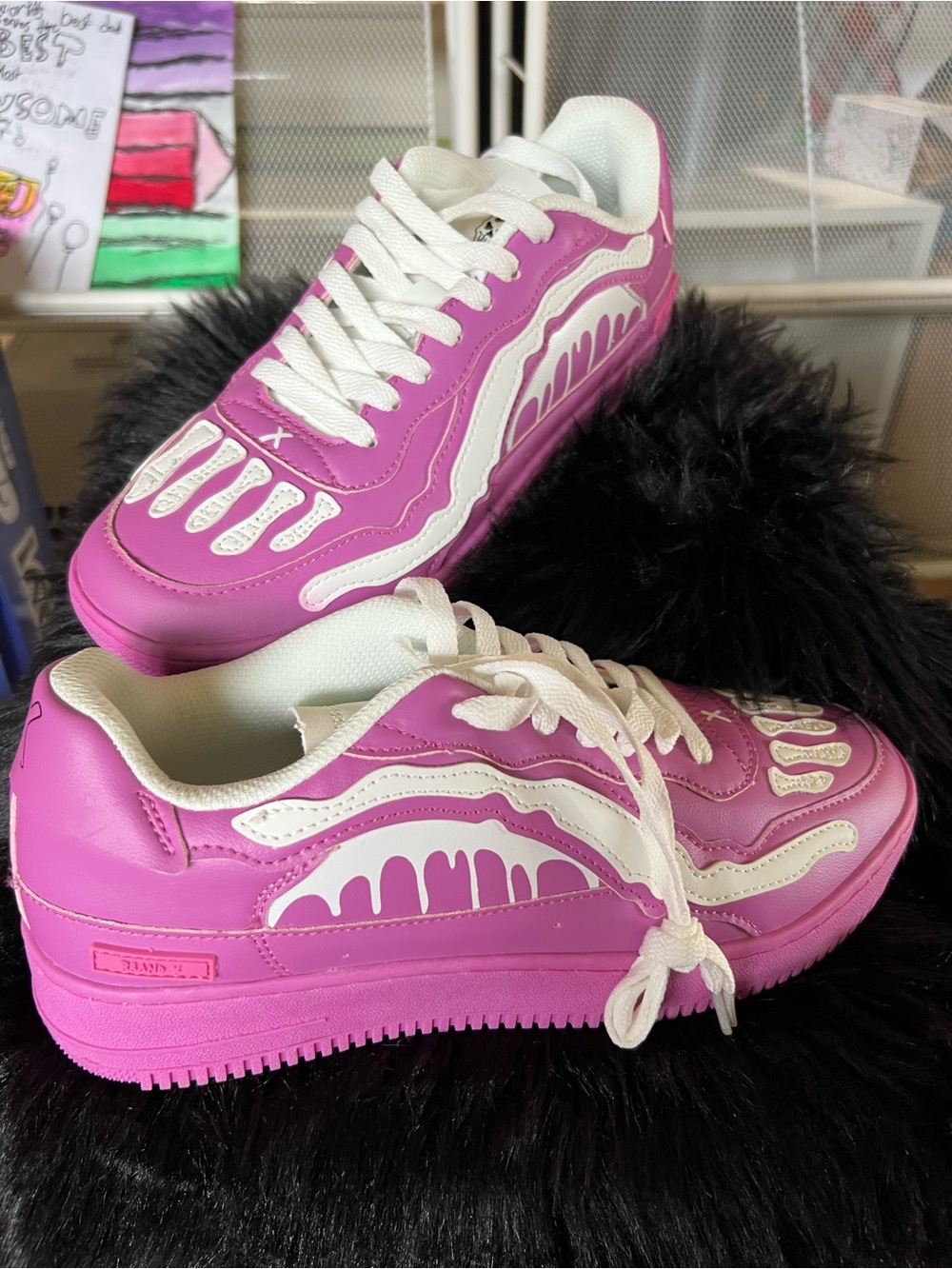 White Low-Top Sneakers with Pink Accent